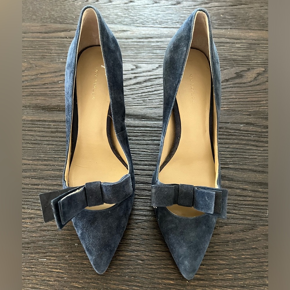 Ann Taylor Bow Heels